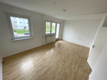 Helle 3-Zimmer Wohnung mit Balkon, 99848 Wutha-Farnroda, Etagenwohnung
